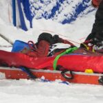 canadian-snowboarder-mcmorris-stretchered-off