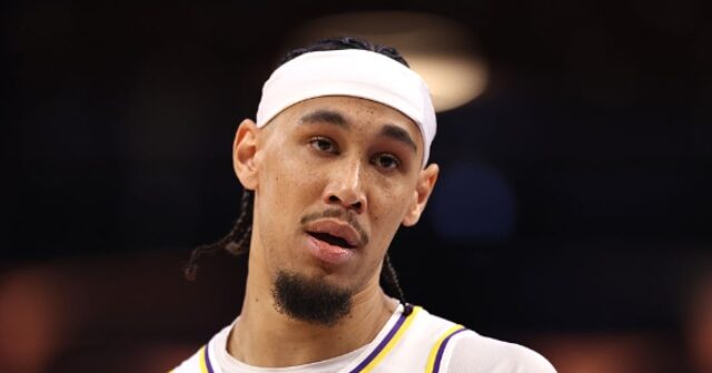 watch:-lakers’-jaxson-hayes-suspended-after-shoving-wizards-mascot,-causing-collision-with-cheerleader