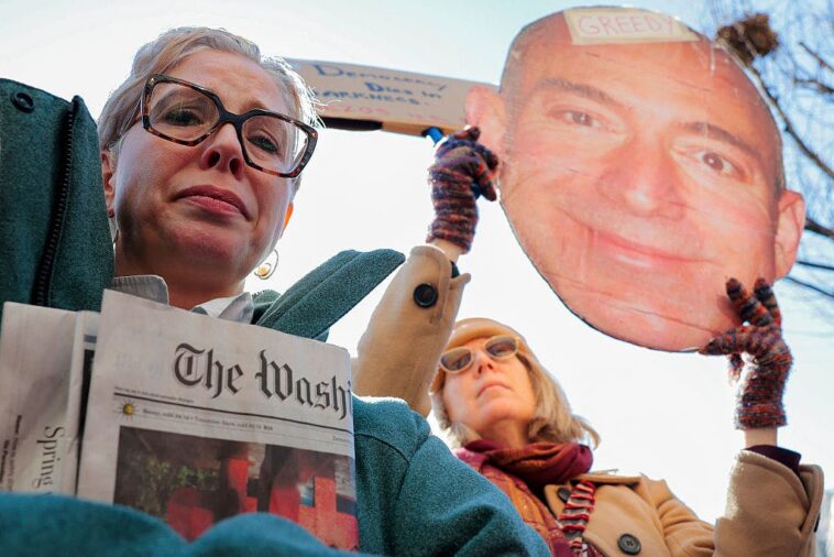 left-wing-journalists-panic-as-wapo-fires-over-300-employees