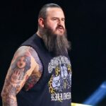 pro-wrestling-fans-loudly-chant-‘f—-ice’-during-an-all-elite-wrestling-match