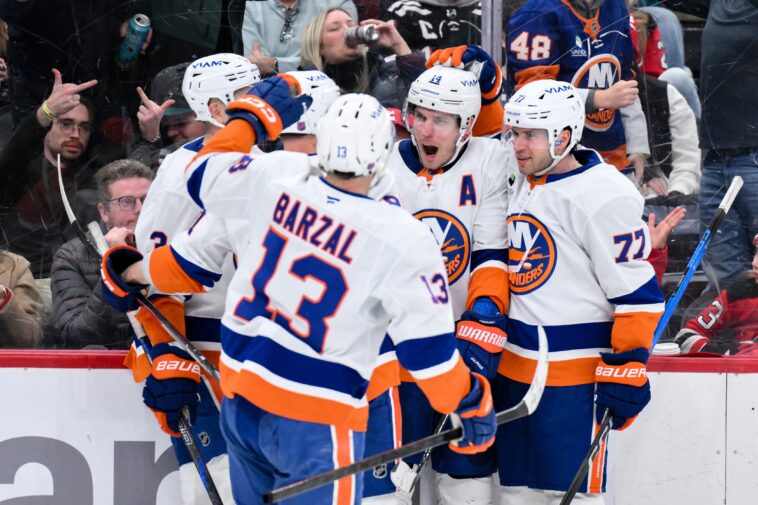 islanders-grind-out-win-over-devils-to-head-into-olympic-break-on-positive-note