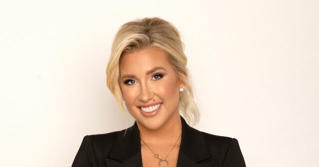 trump-supporting-tv-personality-savannah-chrisley-to-guest-host-‘the-view’