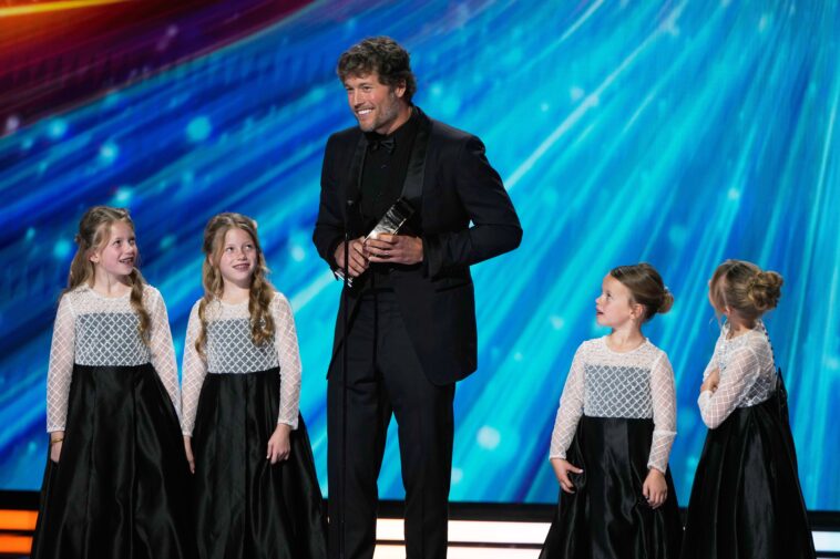 rams-qb-matthew-stafford-says-he’ll-be-back-next-season