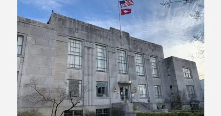 public-servants-in-independence-county-declare-open-war-on-their-own-citizens