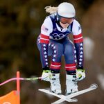 vonn-‘won’t-waste-chance,’-trains-on-injured-knee