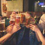 gen-z-rejects-trendy-nightlife,-flocks-to-their-own-‘cheers’-for-cheap-drinks-and-real-connection