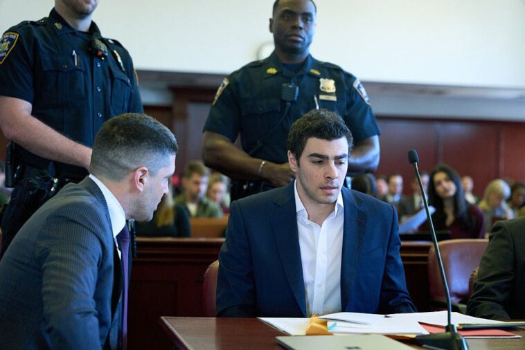 luigi-mangione-erupts-in-courtroom-outburst-after-judge-sets-state-trial-date