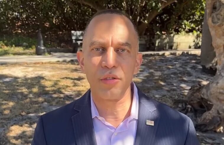 “f*ck-donald-trump!”-hakeem-jeffries-goes-off-on-president-trump-in-profanity-laced-tirade-(video)