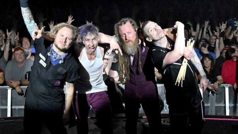 shinedown-abandons-patriotic-festival-as-disappointed-fans-slam-‘woke’-decision-to-cancel