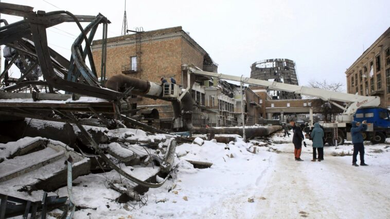 russia-launches-massive-attack-on-ukraine’s-energy-system,-zelensky-says