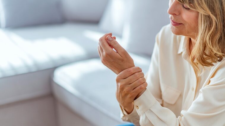 hidden-signs-your-bones-may-be-weaker-than-you-think,-according-to-doctor