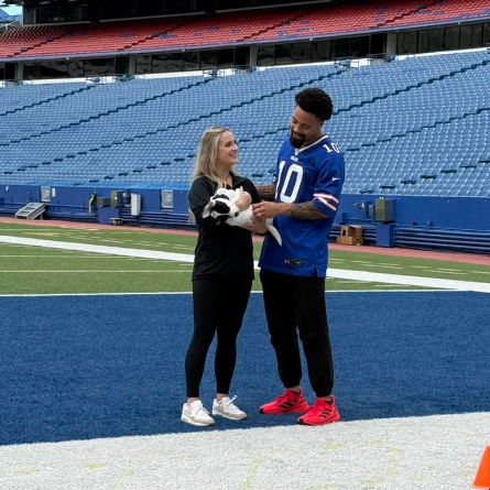 bills-wr-khalil-shakir’s-connection-to-heartwarming-puppy-bowl-story