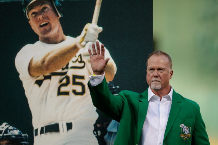 mark-mcgwire-coming-back-to-a’s-in-special-assistant-role