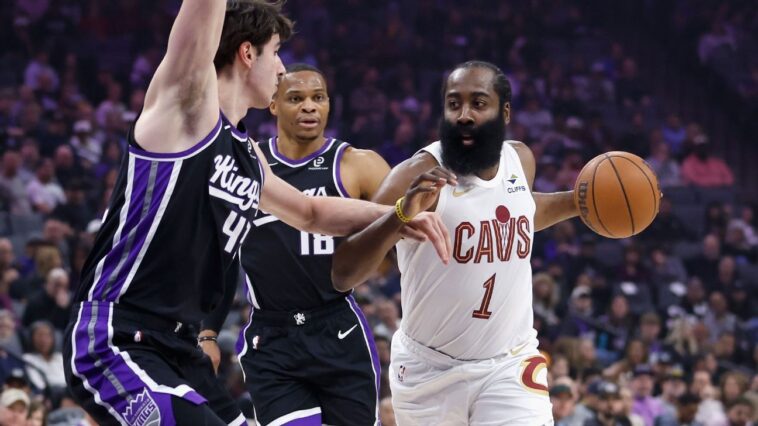 harden-nets-23,-delivers-winning-debut-for-cavs