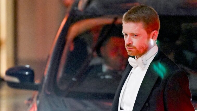 keir-starmer’s-chief-of-staff-resigns-after-recommending-epstein-connected-ambassador