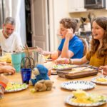 family-dinners-may-keep-teenagers-off-drink-and-drugs,-says-new-research