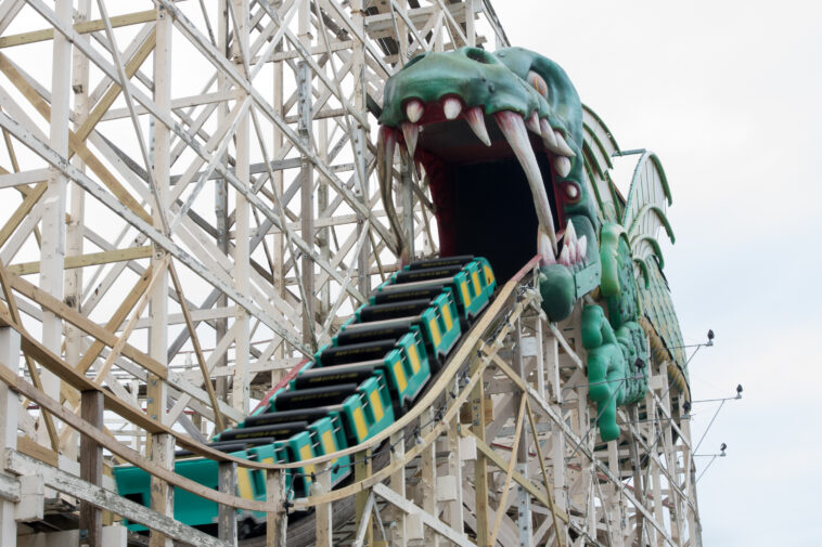 locals-breathe-fire-as-dragon-from-iconic-playland-coaster-chucked-in-dumpster:-‘should-be-in-a-museum’