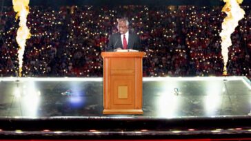 the-babylon-bee-to-host-even-more-patriotic-halftime-show-where-clarence-thomas-just-stands-there-and-reads-constitution