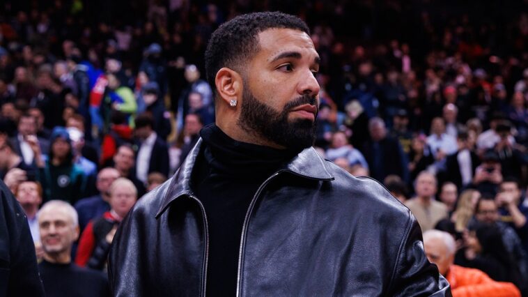 drake’s-patriots-super-bowl-bet-falls-flat-as-seahawks-win,-reviving-claims-of-rapper’s-sports-‘curse’