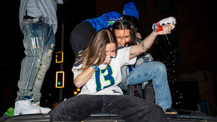 seahawks-fans-put-on-raucous-celebration-in-seattle-after-team’s-super-bowl-win