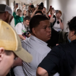 cbs-complains-non-violent-migrants-are-being-deported