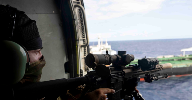 watch:-us.-military-hunts-down,-boards-vessel-defying-‘american-power’-in-indian-ocean