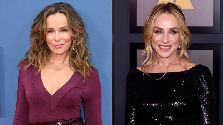 ‘dirty-dancing’-star-jennifer-grey-rocks-a-swimsuit-during-beach-day-with-pal-tracy-pollan