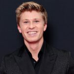 robert-irwin-admits-life-in-los-angeles-terrified-him:-‘give-me-a-crocodile’