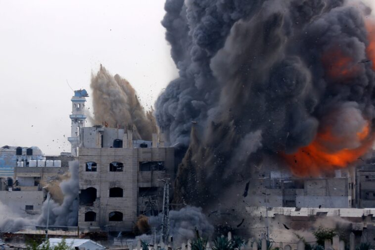 israel-hits-hamas-terrorists-in-gaza-after-ceasefire-violation