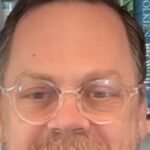 ‘they-should-be-thriving’:-carney-breaks-down-woke-eddie-bauer’s-failure