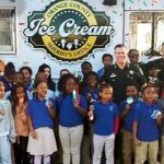 florida-sheriff’s-office-buys-ice-cream-truck-with-money-seized-from-drug-dealers,-gives-free-treats-to-kids
