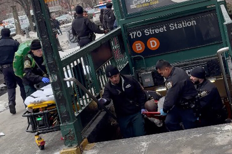 man-shot-dead-on-nyc-subway-platform-after-dispute:-cops
