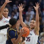 uconn’s-strong,-fudd-headline-women’s-wooden-award-top-20