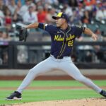 jose-quintana-coming-back-for-15th-mlb-season-as-rockies-add-another-pitcher