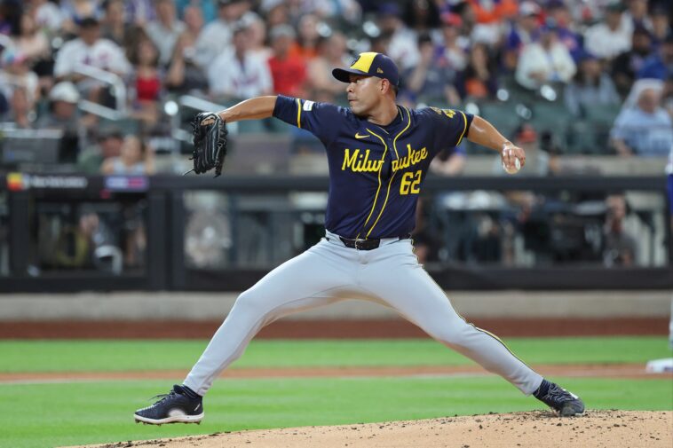 jose-quintana-coming-back-for-15th-mlb-season-as-rockies-add-another-pitcher