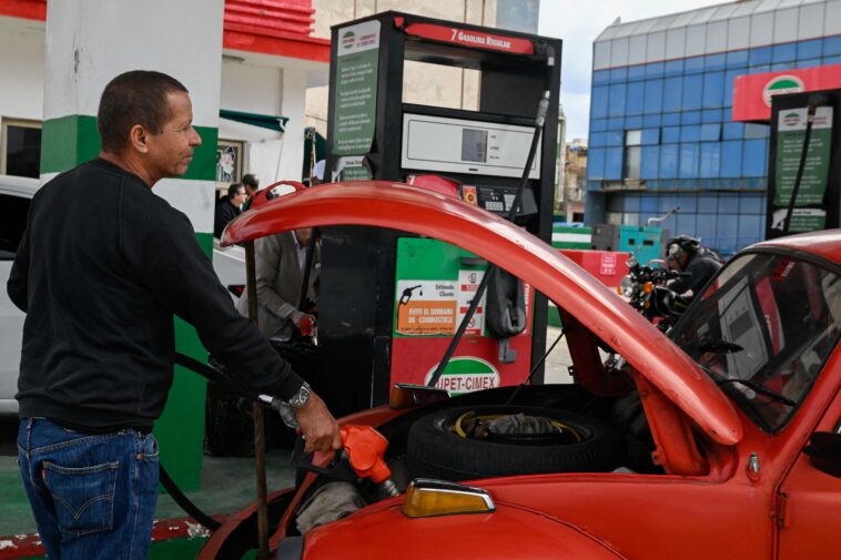 russia-to-ship-oil-to-cuba-in-defiance-of-trump-tariff-threat