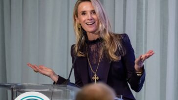 gavin-newsom’s-wife-slams-reporters-for-‘horrific-war-on-women’-in-extraordinary-rant-–-after-gov’s-eye-opening-claim