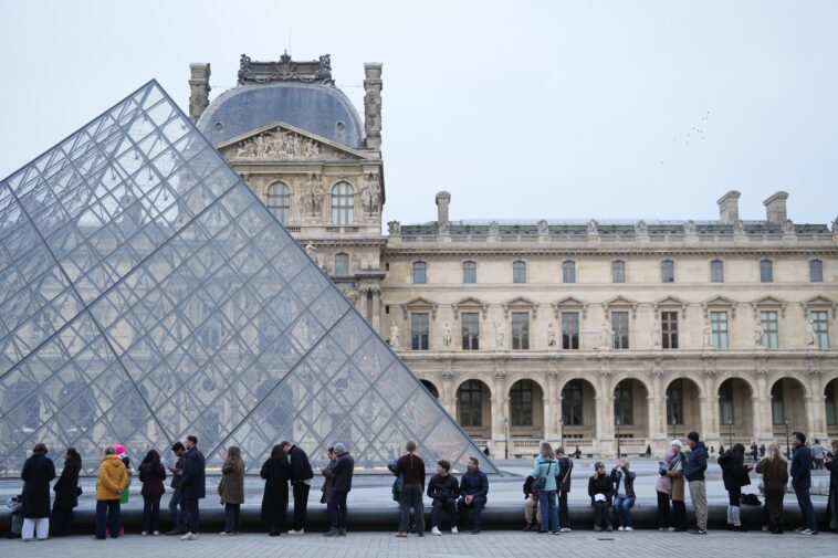 nine-people-detained-by-french-police-as-suspects-in-$11.8m,-decade-long-louvre-ticket-fraud-scheme