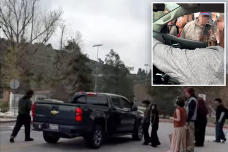 moment-high-school-anti-ice-protesters-flee-as-man-says-he’ll-“shoot-them-in-the-face”