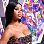 cardi-b-issues-warning-to-ice-at-california-concert-kickoff:-‘we-gon’-jump-they-a—-‘