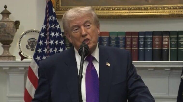 (video)-trump-defends-howard-lutnick’s-visit-to-epstein-island-–-“i-wasn’t-aware-of-it…-i-was-never-there”