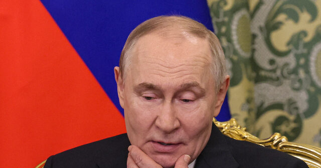 reports:-russia-wants-to-send-cuba-oil,-but-fears-trump-seizing-its-tankers