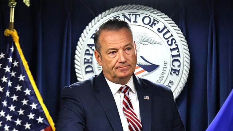 over-1.5-million-illegal-aliens-with-deportation-orders-in-us,-ice-director-reveals