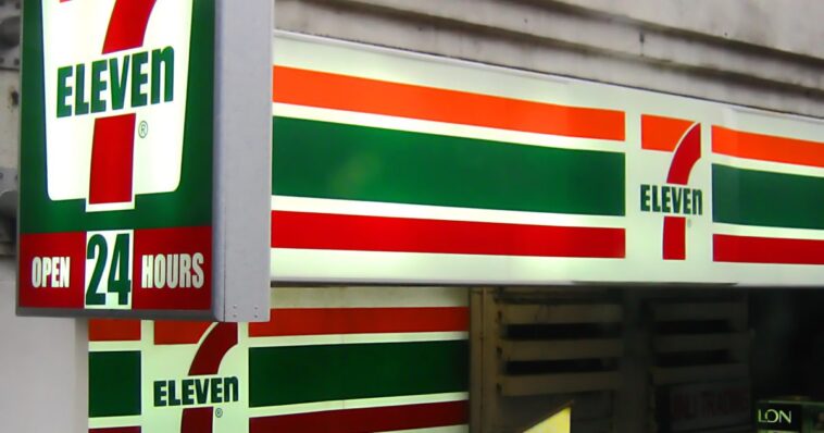 trump-admin-threatens-to-pull-massive-federal-contract-from-7-eleven-after-radical-leftist-employee-denies-service-to-us-border-patrol