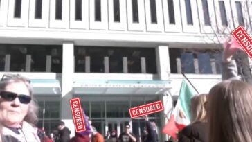 what-on-earth?-anti-ice-protesters-wave-large-dildos-outside-don-lemon’s-federal-arraignment-while-chanting-‘protect-the-press!’