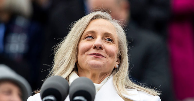 court-approves-virginia-redistricting-proposal-as-judges-across-the-us.-hold-sway-on-the-midterms