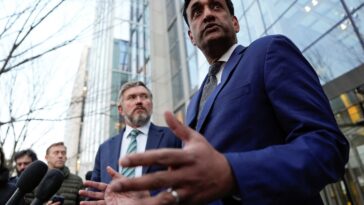 calif.-lawmaker’s-epstein-bombshell-outs-4-random-men-with-no-connection-to-sick-billionaire-pedophile