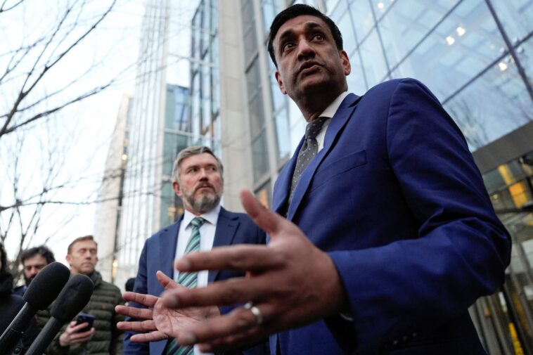 calif.-lawmaker’s-epstein-bombshell-outs-4-random-men-with-no-connection-to-sick-billionaire-pedophile