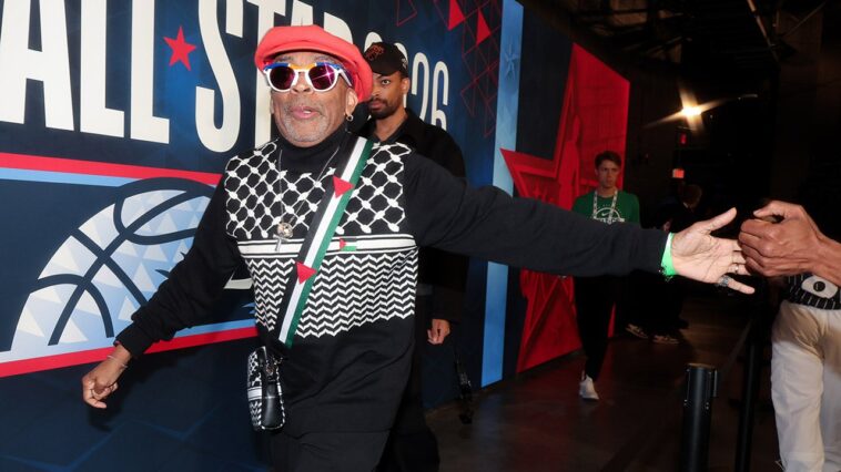 spike-lee-wears-pro-palestinian-outfit-to-nba-all-star-game-with-israeli-born-player-competing