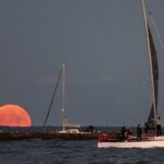 shipwreck-hunter-finds-luxury-steamer-that-sank-in-lake-michigan-in-1872